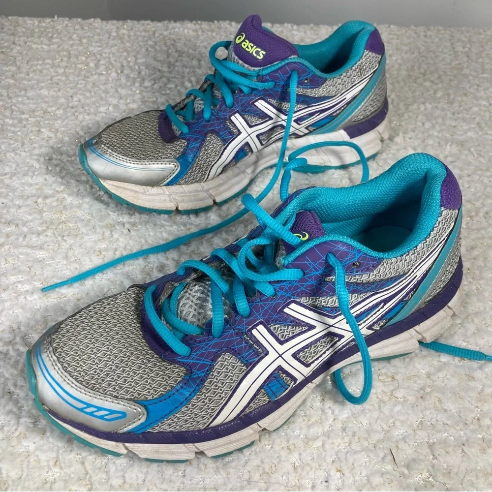 ✨ ASICS Women’s Athletic Running Shoes Size 7